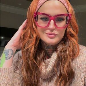 Chelsey Smith Headband wig Elway